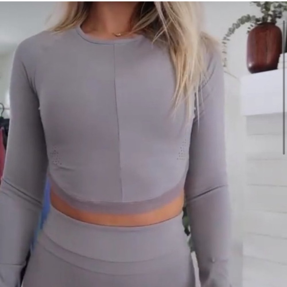 Gymshark x Whitney Simmons Long Sleeve Crop Top Large